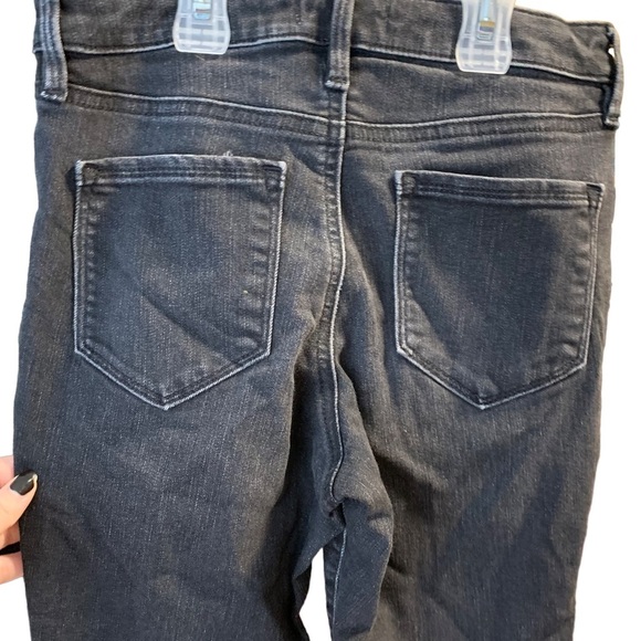 Athleta SCULPTEK ULTRA SKINNY ZIPPER LEG IN CARBON WASH SIZE 2 - Picture 4 of 8